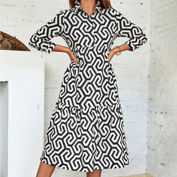 Sold - Picture 2 of 12